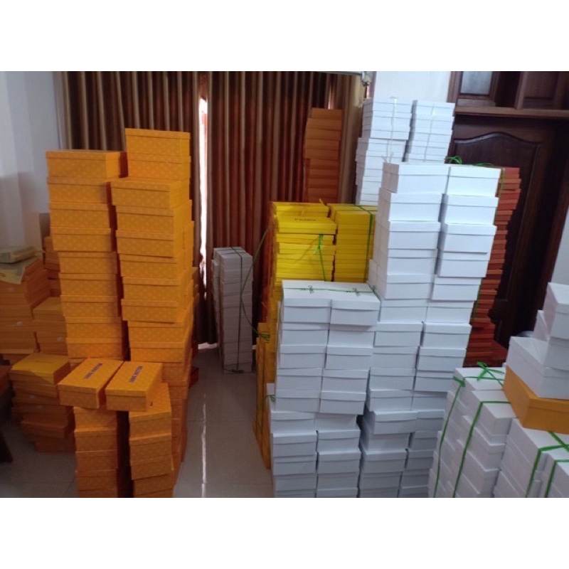 Hộp Đựng Túi Xách Thời Trang