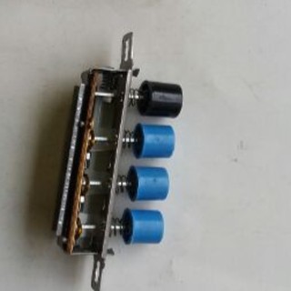 Công tắc quạt bàn 3 số