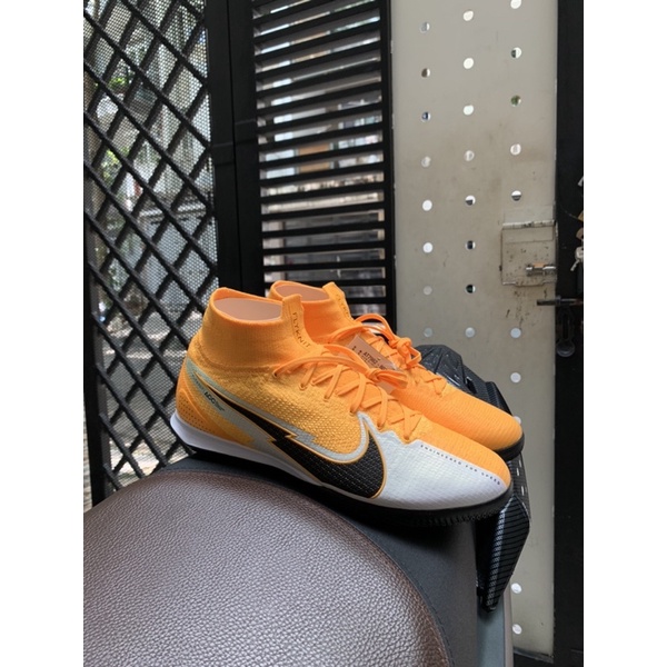 Giày bóng đá chính hãng Nike Mercurial Superfly 7 Elite IC - AT7982-801 - Vàng