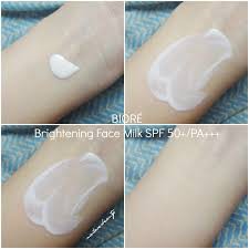 Kem Chống Nắng Biore Bright Face Milk SPF 50+/PA+++