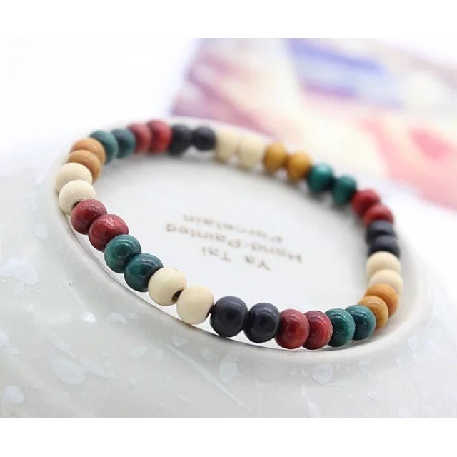 Vòng tay gỗ nhiều màu sẵn hàng