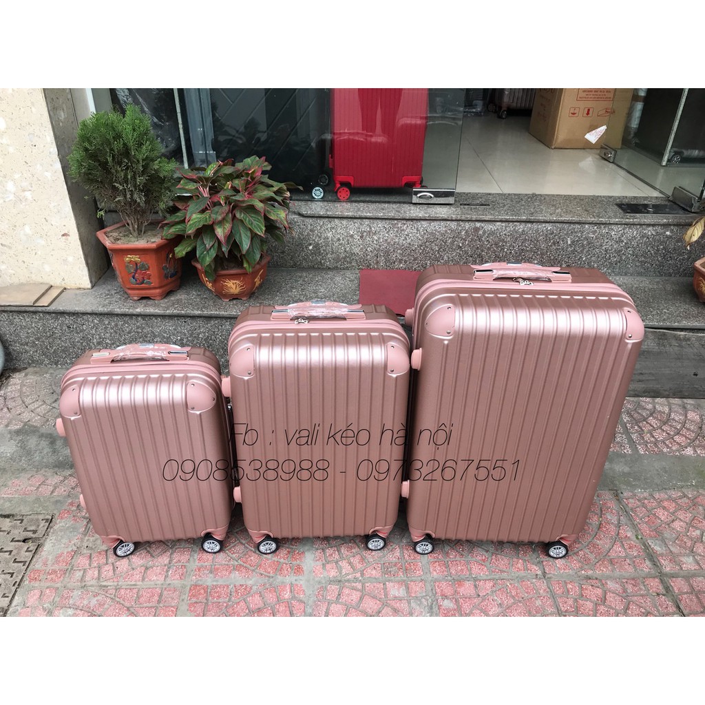 Vali kéo nhựa dẻo bọc góc
