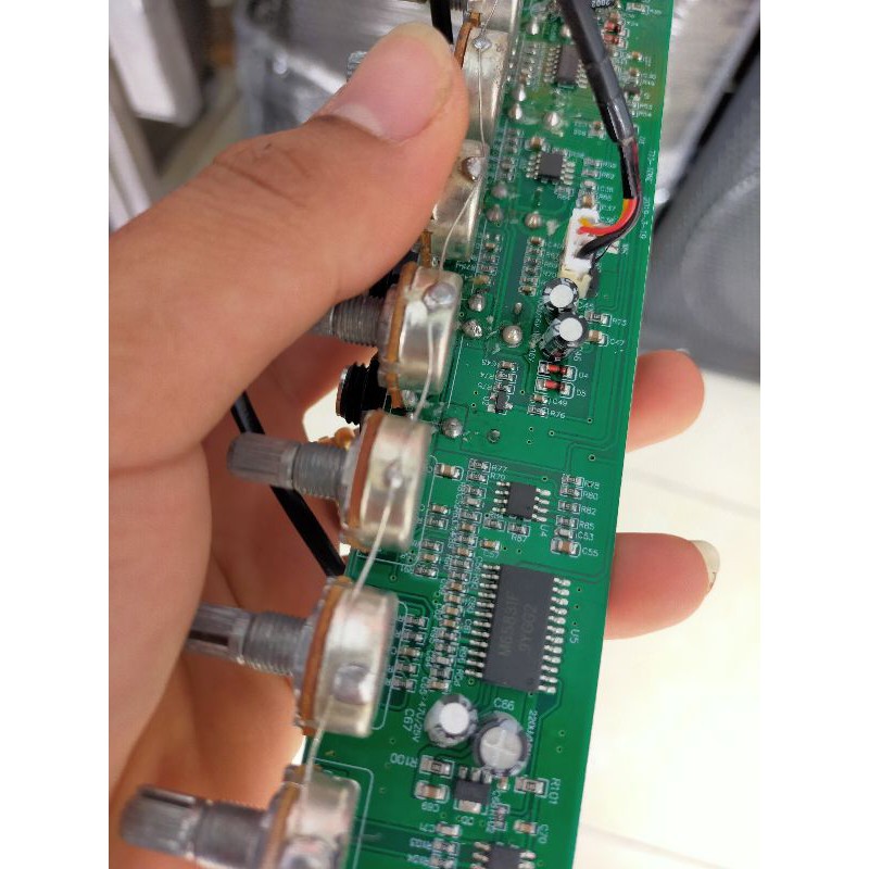 Mạch pre loa kéo tặng kèm dây jack kết nối boa micro