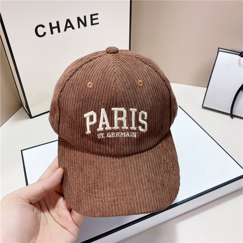 Mũ Lưỡi Trai Nhung In Chữ Cái Thời Trang