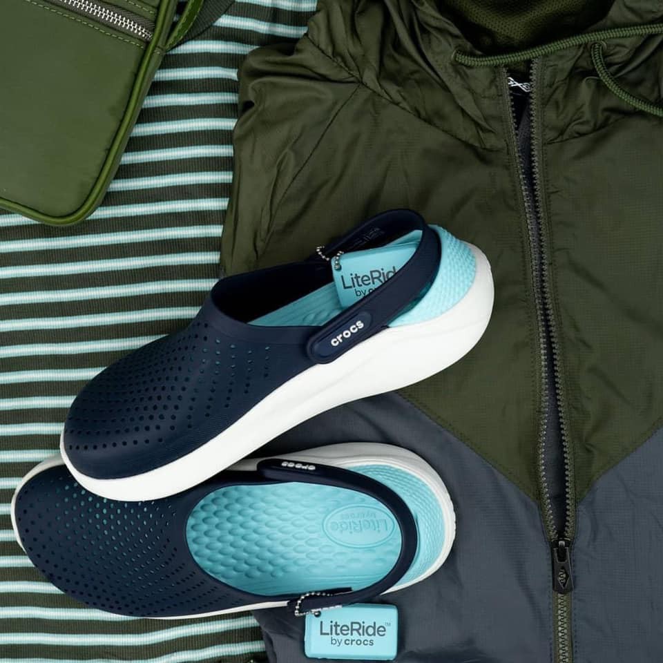 Sục_Dép Bít Đầu Literide Navy Lót Xanh Ngọc