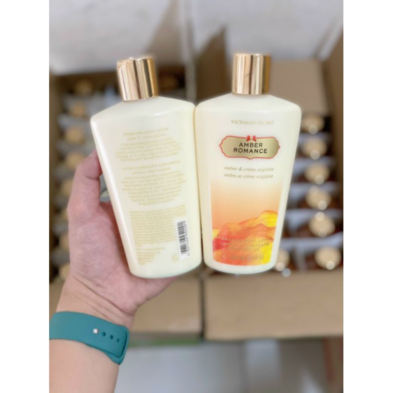 Sữa dưỡng thể Victoria Amber Romance 250ml( Hàng Mỹ)