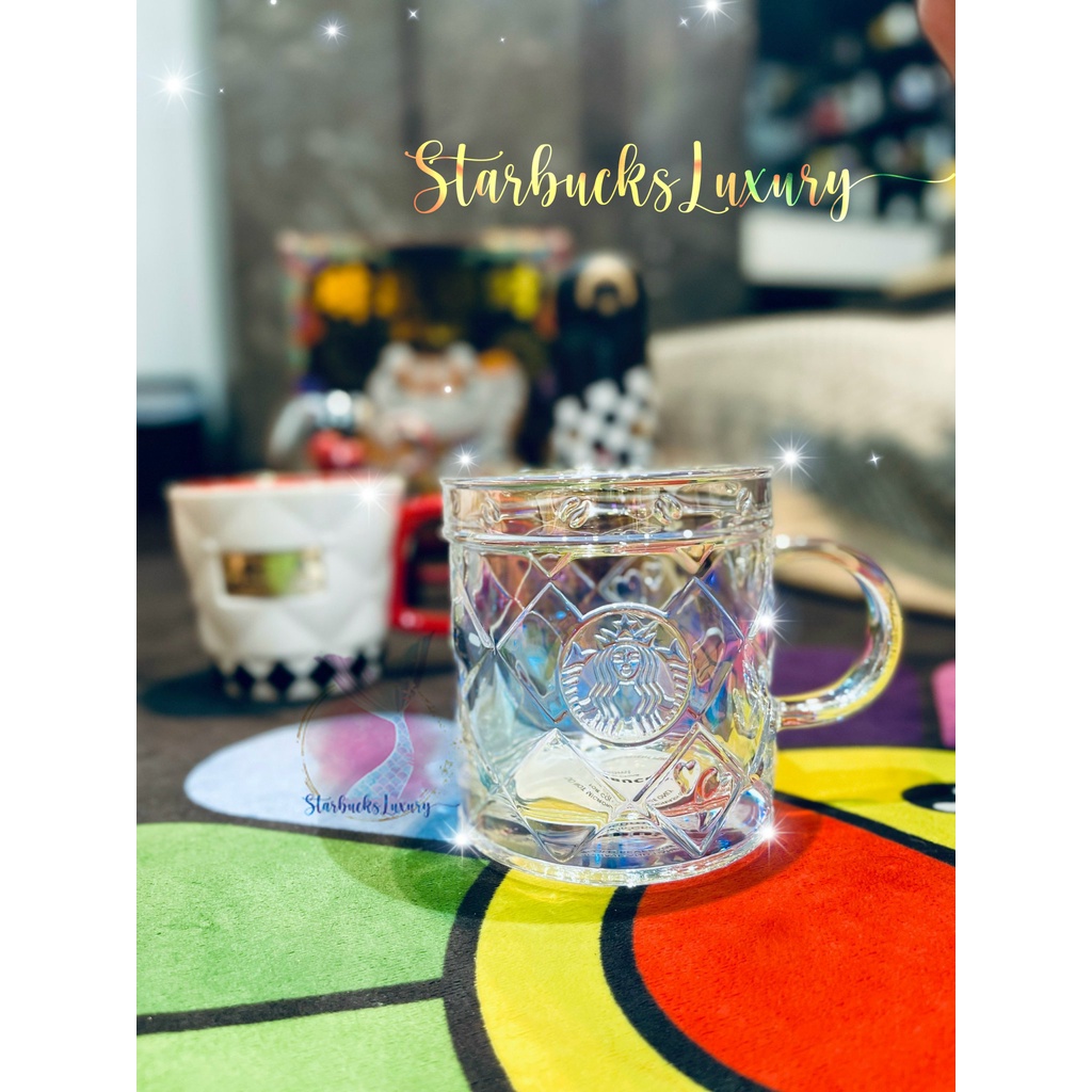 Ly cốc Starbucks có ánh 7 màu cực kỳ xinh