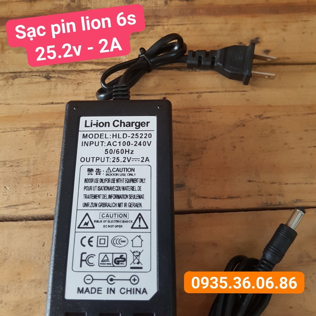Sạc Pin lion 25.2v 2A Sạc 6s (6cell pin nối tiếp)