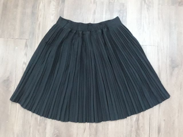 Chân váy xếp ply xuất Hàn | BigBuy360 - bigbuy360.vn