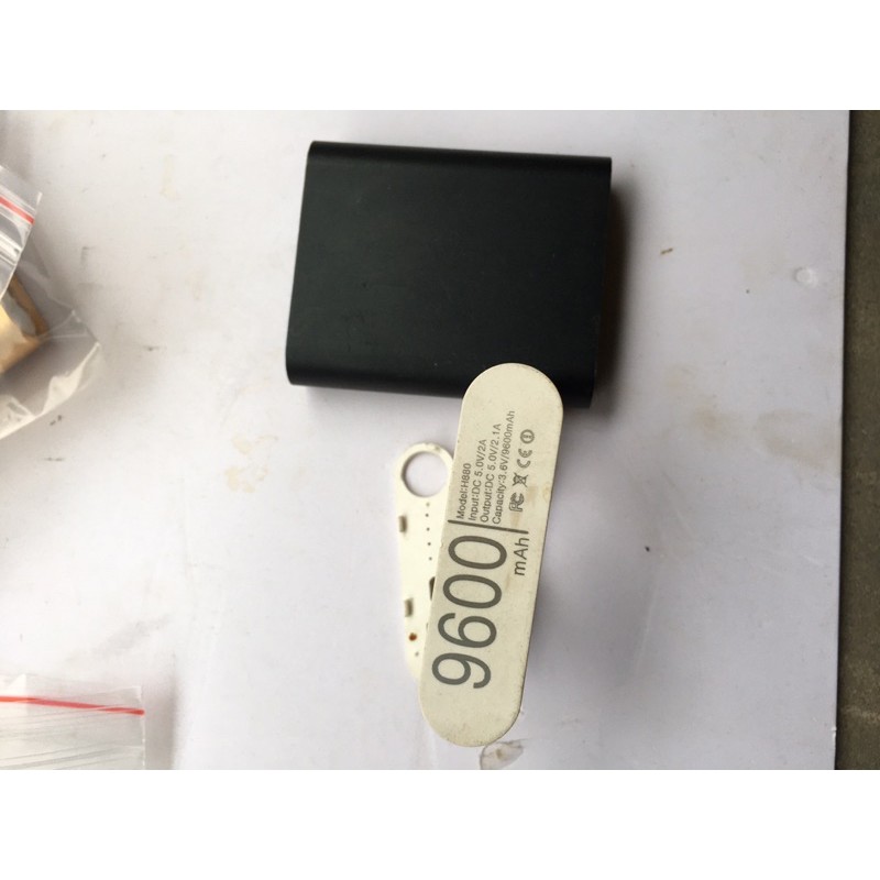 Box sạc dự phòng 4 cell 18650