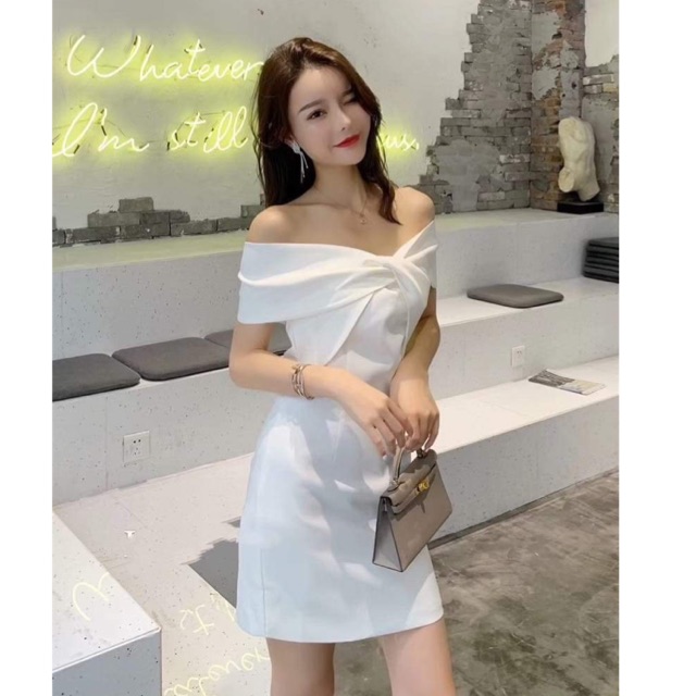 ĐẦM MAISY DRESS TRỄ VAI QUYẾN RŨ VẢI DÀY