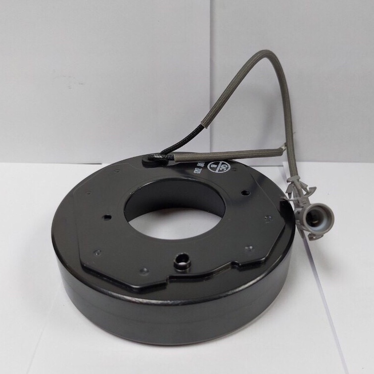 Bộ đầu lốc điều hòa/Côn từ Toyota Innova Fortuner 2006-2015 chính hãng Denso mã JK437300-1370