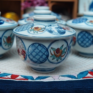 Chung trà, thố chưng yến, trứng hấp ngũ sắc