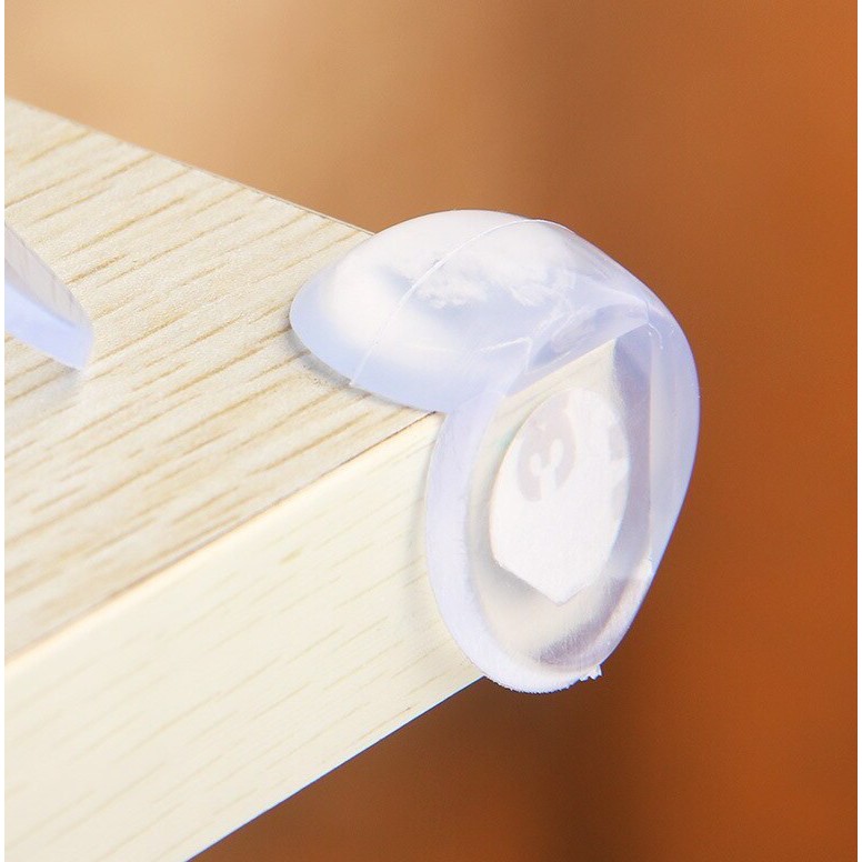 Miếng Silicon Bịt Góc Bàn