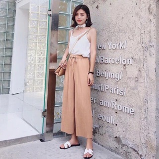Quần xếp ly ống suông