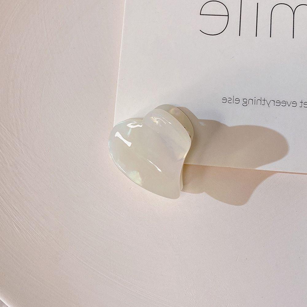 QQMALL Kẹp Tóc Càng Cua Mini Bằng Resin Hình Trái Tim Phong Cách Hàn Quốc Ngọt Ngào