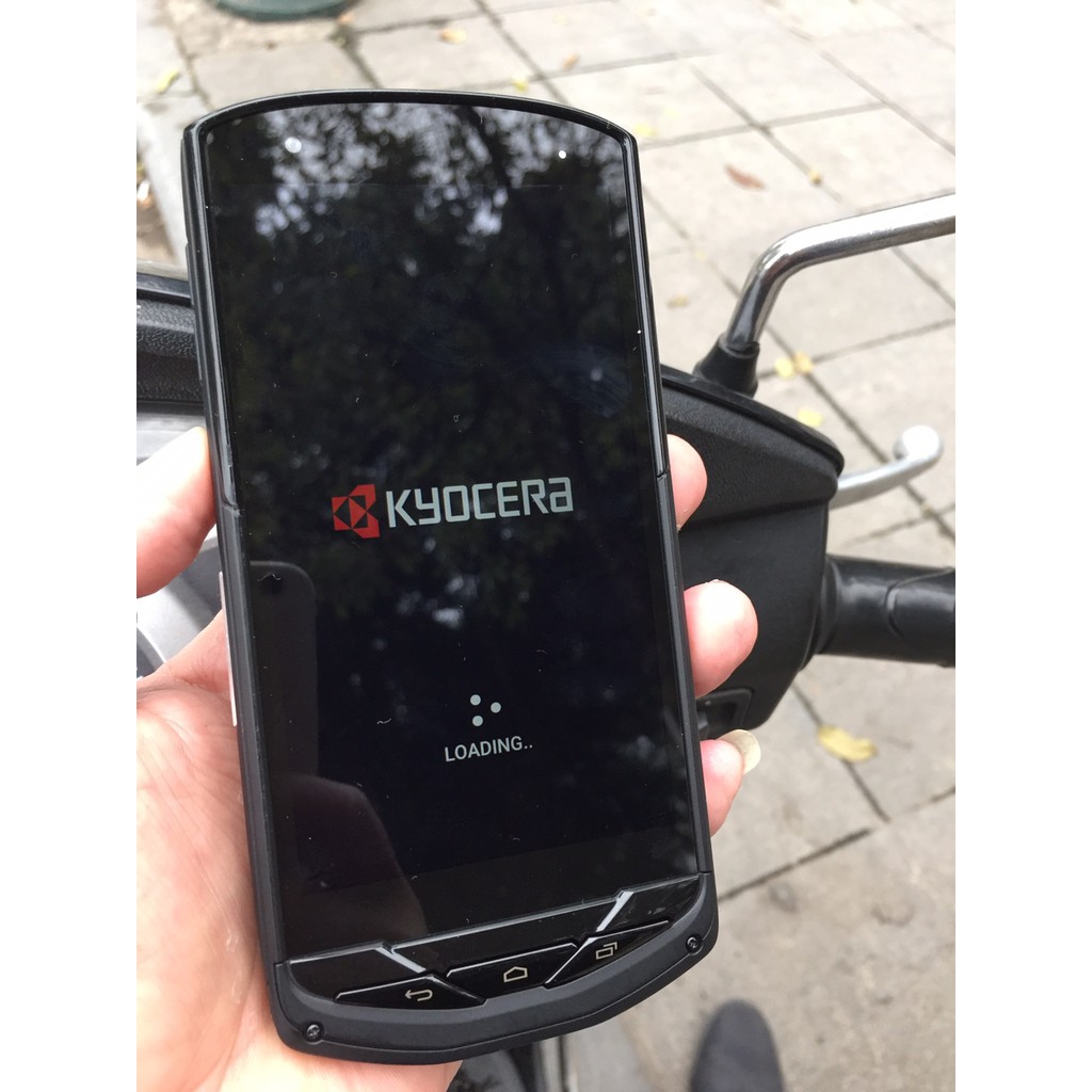 Điện thoại Kyocera Torque G02