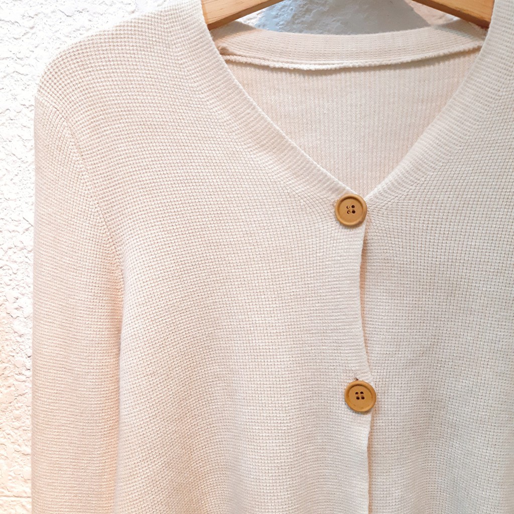 Áo cardigan tay loe màu be DK020 | BigBuy360 - bigbuy360.vn