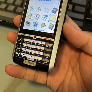 Điện thoại cổ Blackberry 7130g