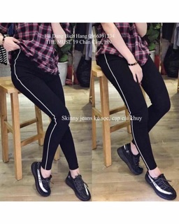 Quần legging  sọc trắng