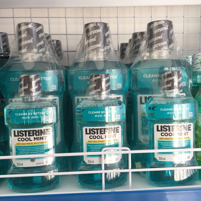 Nước súc miệng diệt khuẩn Listerine 750ml tặng chai nhỏ 250ml