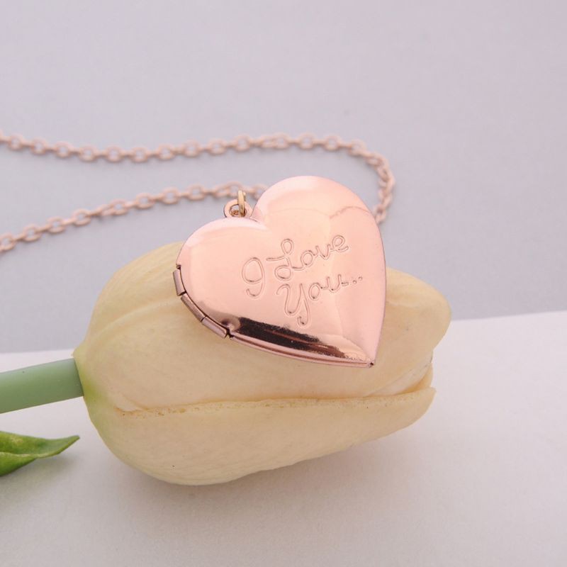 Dây chuyền mặt trái tim khắc chữ I Love You