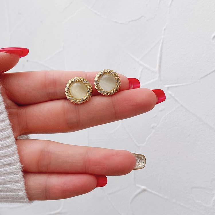 Khuyên tai kẹp không bấm lỗ chốt cố định K226 bằng hợp kim mạ vàng hình tròn đính đá dáng ngắn Leous Accessories