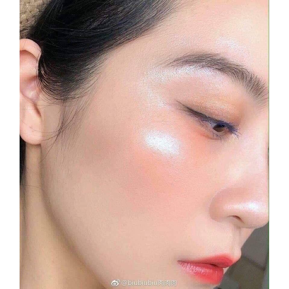 Phấn highlight bắt sáng Catrice High Glow Mineral Highlighting | BigBuy360 - bigbuy360.vn