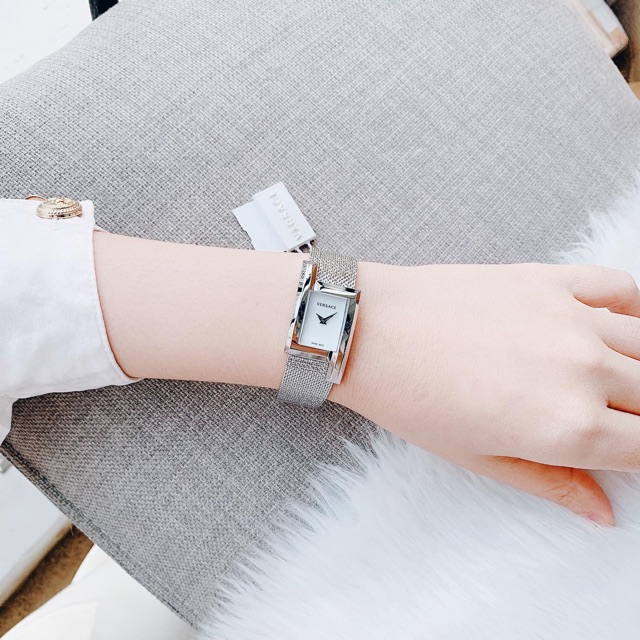 Đồng hồ nữ Versace