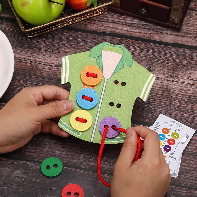 Đồ Chơi Gỗ - Bộ Tập Khâu Cúc Áo Bằng Gỗ Giúp Bé Rèn Luyện Đôi Tay Khéo Léo Đồ Chơi Giáo Dục Sớm Montessori