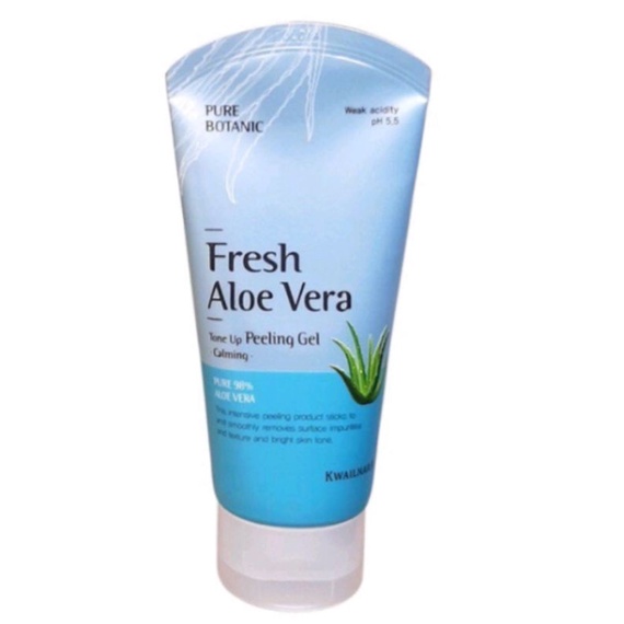 Gel tẩy tế bào da chết Fresh Aloe vera 120g