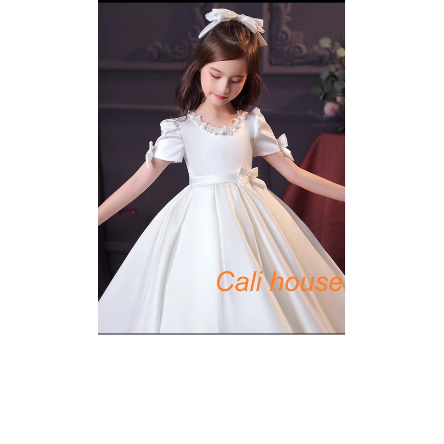 Đầm váy công chúa cho bé gái, váy trắng, dáng xòe, kiểu dáng váy thiết kế cho bé gái dáng dài phong cách Korea