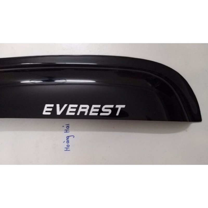 Vè che mưa Ford Everest từ 2007 đến 2011