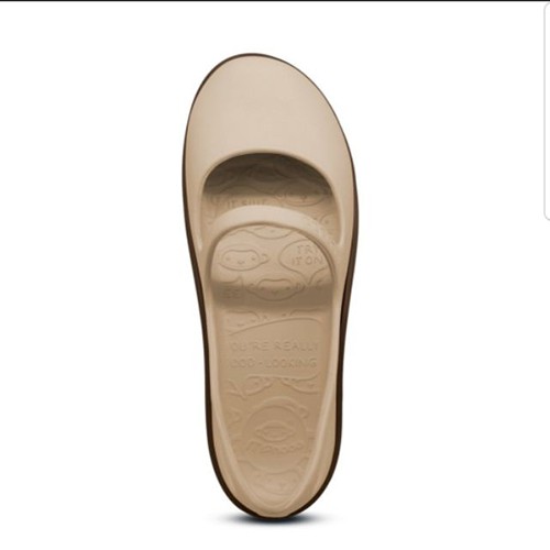 Giày Nhựa Nữ Thái Lan Monobo Tammy Đế Trái Tim (Kem đế Nâu)