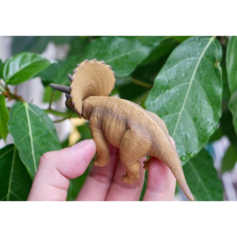 Mô Hình Nhân Vật Takara Tomy AL-02 Triceratops
