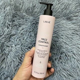 [Chính Hãng]🌷🌷Kem xả khô Lakme FRIZZ Control Conditioner  chống rối cho tóc thẳng và xoăn 300ml