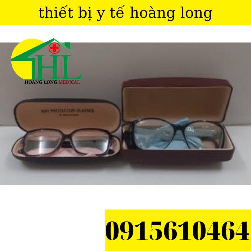 Kính mắt chì dùng cho phòng X quang