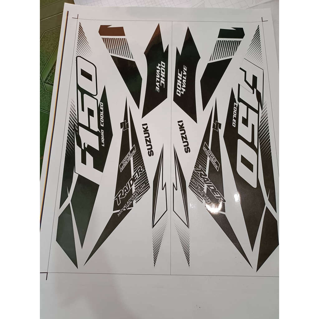 Tem rời raider xăng cơ đen xe trắng