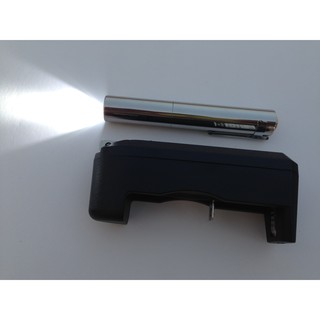 Đèn pin mini siêu sáng LED CREE FX32