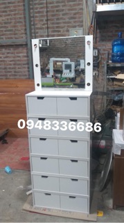 Bàn trang điểm mini treo tường