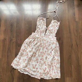 đầm hiệu f21