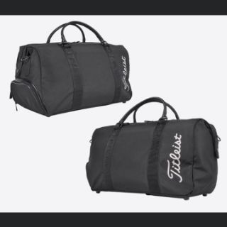 Túi đựng quần áo Titleist