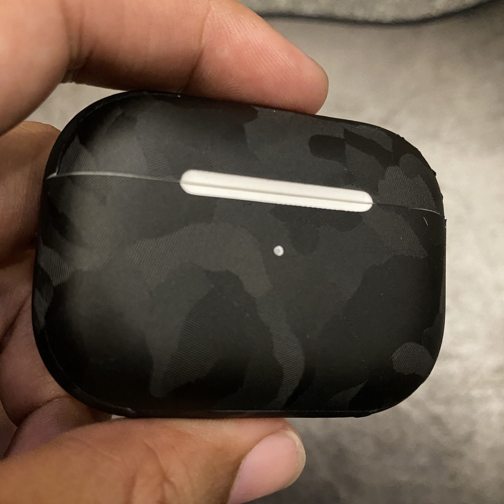 Skin dán Airpods Pro có dây chất liệu decal chống bẩn in hình thiết kế