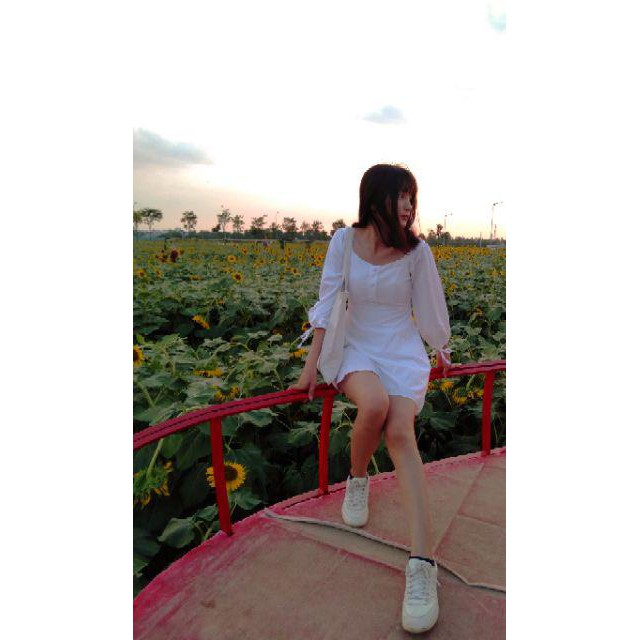 Đầm Nữ Trắng Bèo Cổ Vuông Tay Phồng