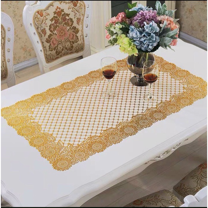 Khăn Trải Bàn Hoa Văn Ren Vàng Dập Nổi  Kích Thước 120 x 60cm, Giao Hoa Văn Ngẫu Nhiên