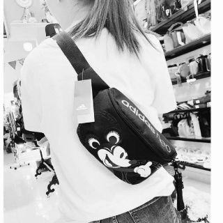 Túi Adidas Neo Mickey Hot Hit