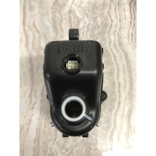 Mô tơ gập gương mazda