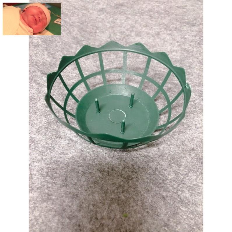 Giỏ nhựa cắm hoa để bàn cô dâu,bàn tiệc siêu đẹp