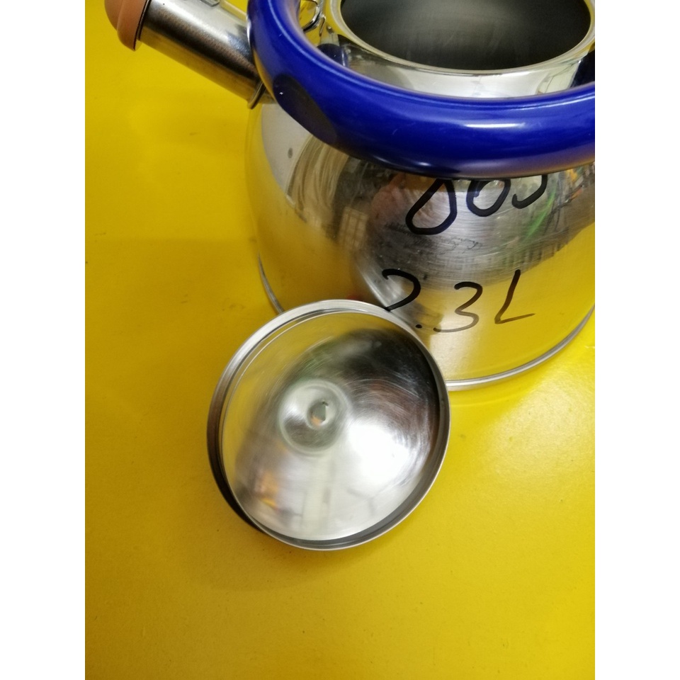 Ấm inox có còi hú nội địa Nhật (made in Japan) (2.3L) (mã 865), Dùng được bếp từ