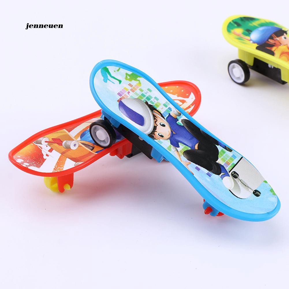Ván trượt đồ chơi mini bằng nhựa